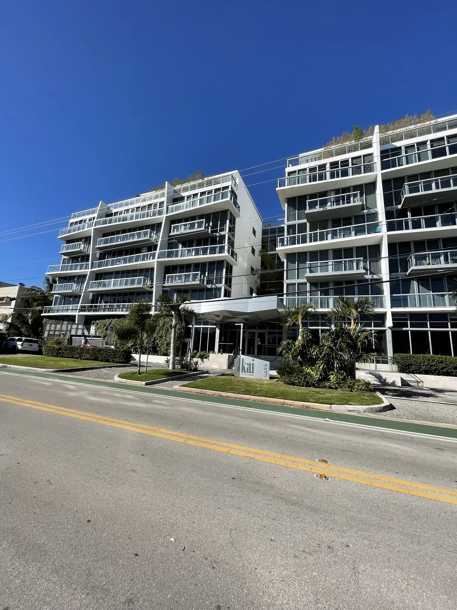 Kai at Bay Harbor Islands, 9940 W Bay Harbor Dr, Bay Harbor Islands